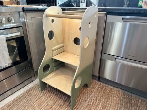 Child's kitchen helper stool. woodesignz.co.nz
